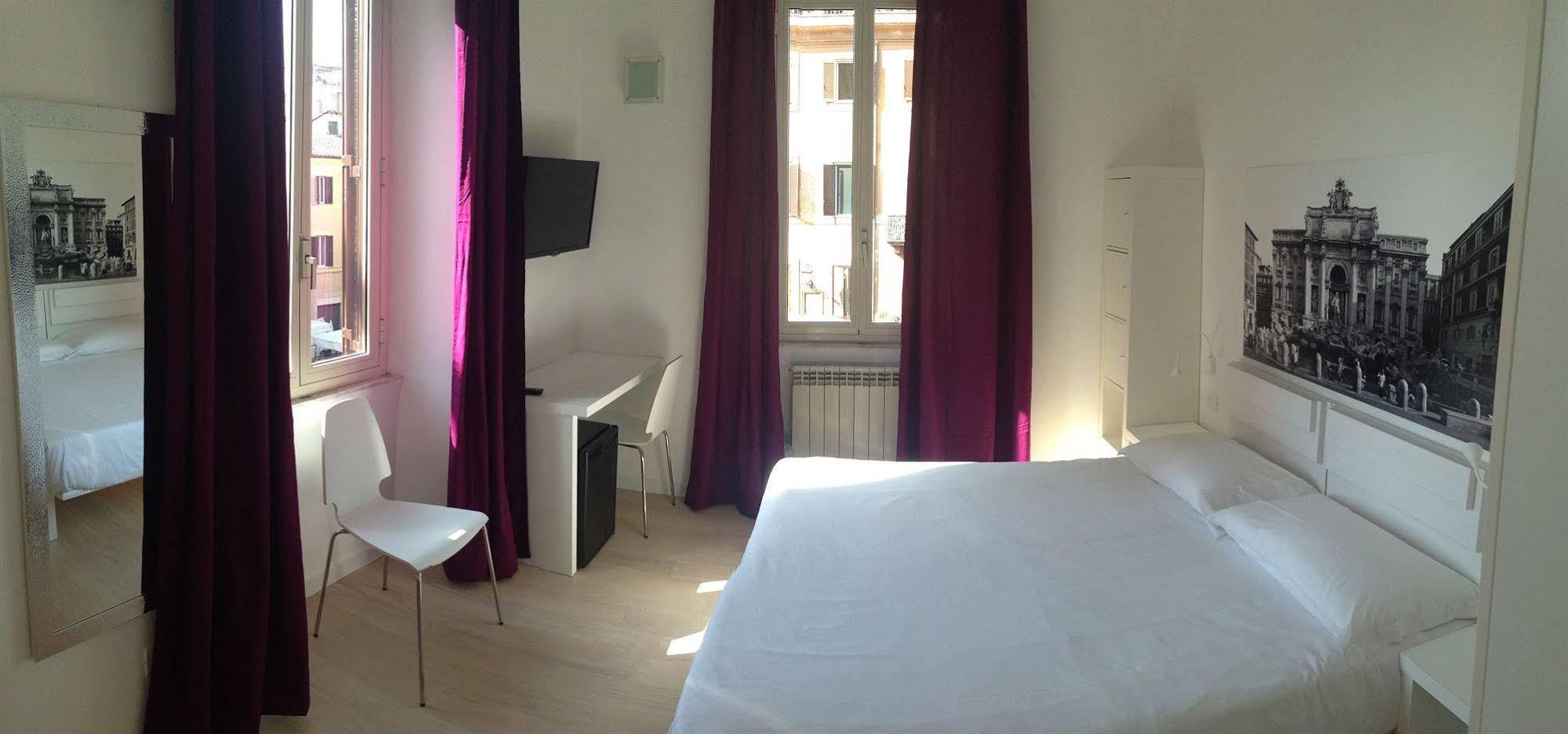 Finestra Su Trastevere -